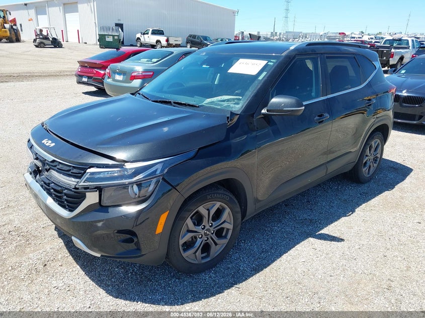 2024 Kia Seltos VIN KNDEU2AA9R7588725 IAAI salvage auction — FRONT END, Salvage (Illinois), sold $4,000 on 2026-07-29 (photo 2)