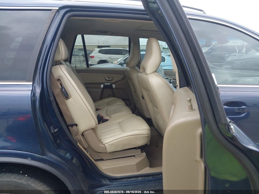 2014 Volvo Xc90 VIN YV4952CY7E1691953 IAAI salvage auction — LEFT SIDE, Salvage Title, sold $675 on 2026-07-23 (photo 8)