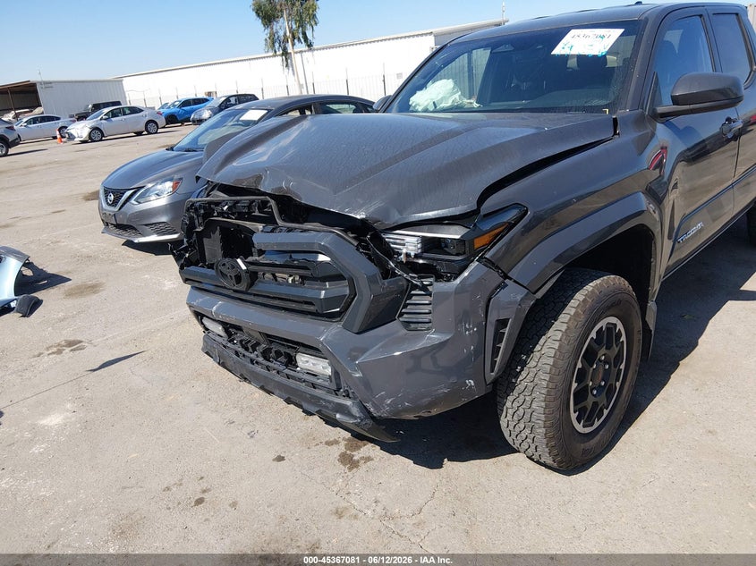 2025 Toyota Tacoma VIN 3TMKB5FN1SM053468 IAAI salvage auction — FRONT END, Salvage Title, sold $12,350 on 2026-07-13 (photo 6)