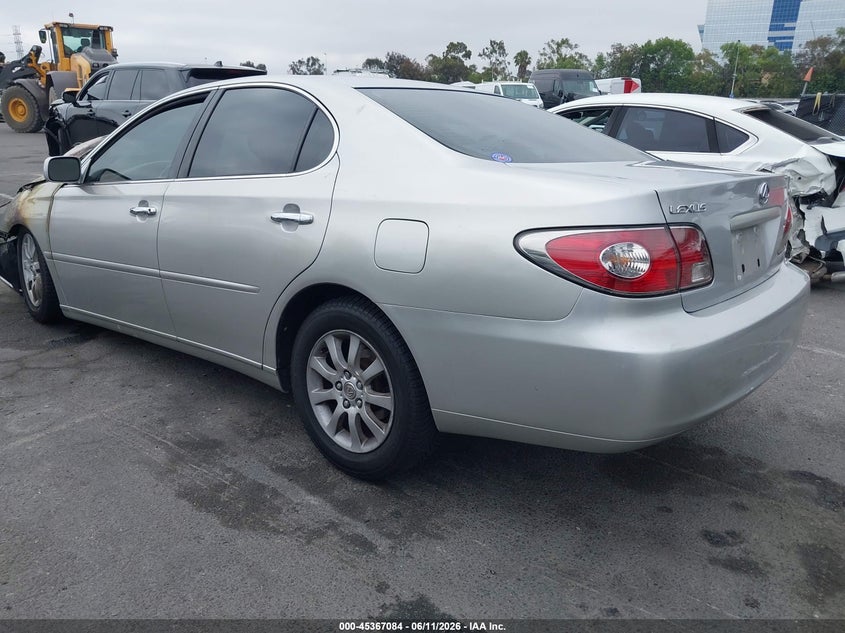 2003 Lexus Es 300 VIN JTHBF30G630110608 IAAI salvage auction — ENGINE BURN, Non-Repairable (California), sold $250 on 2026-07-09 (photo 3)