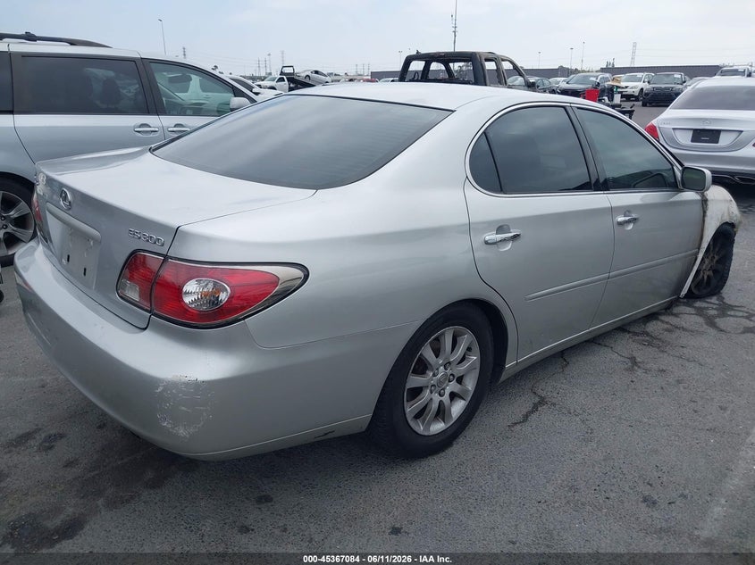 2003 Lexus Es 300 VIN JTHBF30G630110608 IAAI salvage auction — ENGINE BURN, Non-Repairable (California), sold $250 on 2026-07-09 (photo 4)