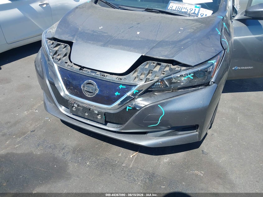 2019 Nissan Leaf VIN 1N4AZ1CP1KC307547 IAAI salvage auction — FRONT END, Salvage Title, sold $1,550 on 2026-07-24 (photo 6)