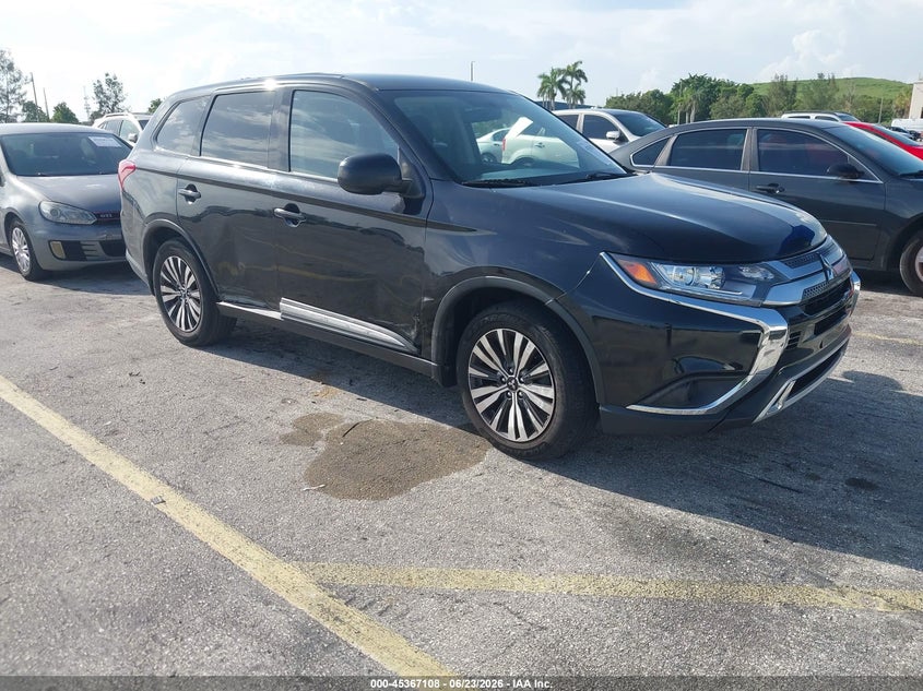 2020 Mitsubishi Outlander VIN JA4AD2A37LZ006742 IAAI salvage auction — SIDE, Salvage Title, sold $3,000 on 2026-07-23 (photo 1)