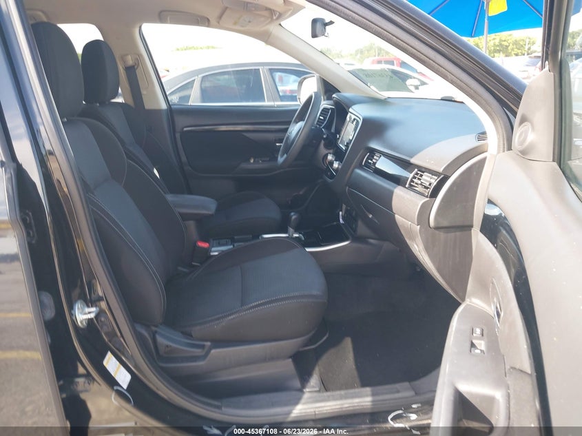 2020 Mitsubishi Outlander VIN JA4AD2A37LZ006742 IAAI salvage auction — SIDE, Salvage Title, sold $3,000 on 2026-07-23 (photo 5)