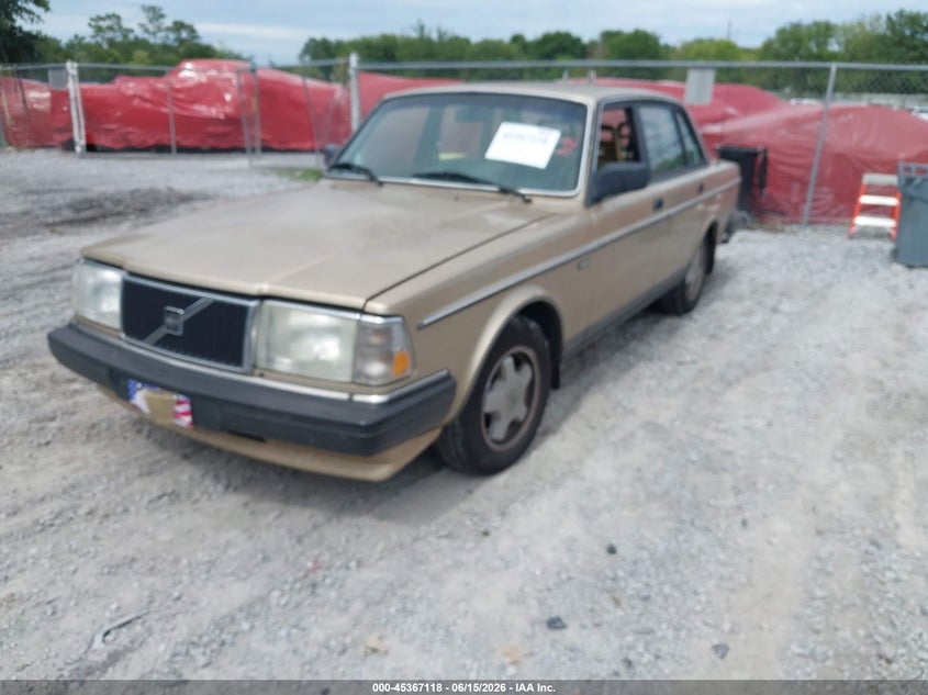 1990 Volvo 240 VIN YV1AA8841L1393541 IAAI salvage auction — NORMAL WEAR, Clear (Florida), sold $300 on 2026-08-06 (photo 2)