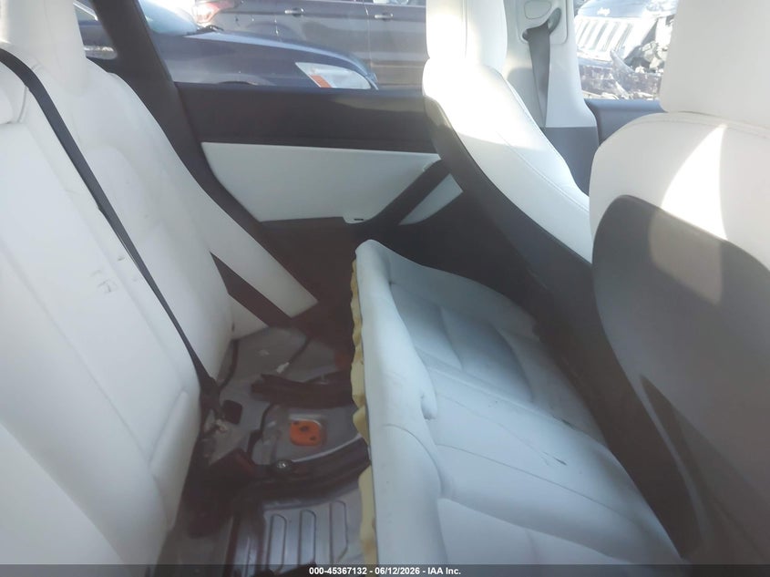 2020 Tesla Model 3 VIN 5YJ3E1EAXLF615957 IAAI salvage auction — NORMAL WEAR, Original (Texas), sold $2,275 on 2026-07-22 (photo 8)