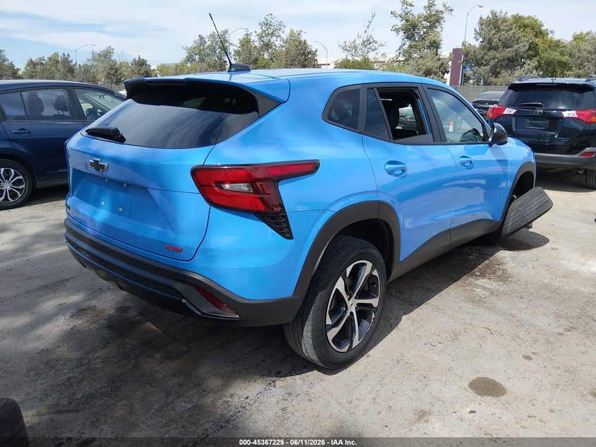 2024 Chevrolet Trax VIN KL77LGE29RC215247 IAAI salvage auction — LEFT SIDE, Salvage (California), sold $4,400 on 2026-07-20 (photo 4)