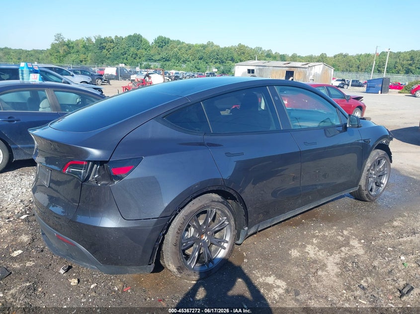 2025 Tesla Model y VIN 7SAYGDED1SF270640 IAAI salvage auction — FRONT END, Salvage Title, sold $9,650 on 2026-07-27 (photo 4)