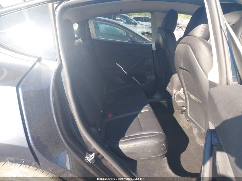 2025 Tesla Model y VIN 7SAYGDED1SF270640 IAAI salvage auction — FRONT END, Salvage Title, sold $9,650 on 2026-07-27 (photo 8)