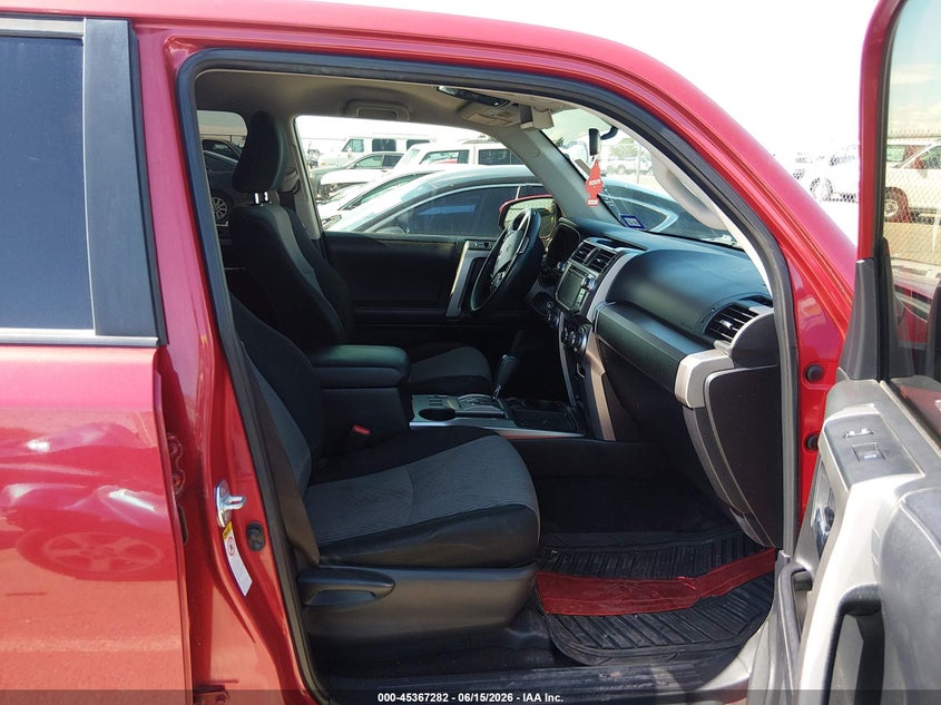 2019 Toyota 4runner VIN JTEZU5JR1K5202174 IAAI salvage auction — NORMAL WEAR, Original (West Virginia), sold $1,050 on 2026-07-22 (photo 5)