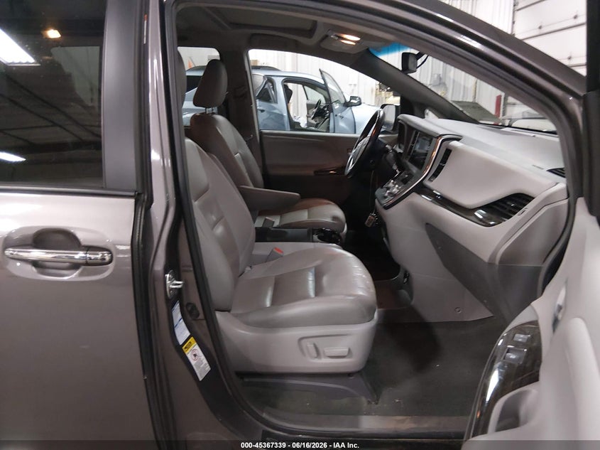 2015 Toyota Sienna VIN 5TDDK3DC4FS127776 IAAI salvage auction — FRONT END, Salvage (Iowa), sold $25 on 2026-07-28 (photo 5)
