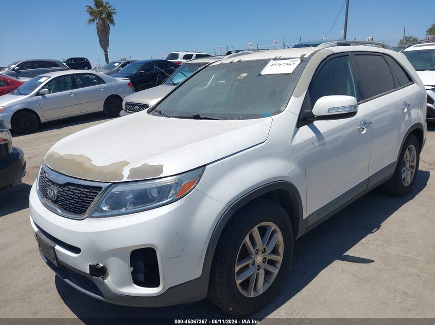 2014 Kia Sorento VIN 5XYKT4A64EG485495 IAAI salvage auction — NORMAL WEAR, Clear - Dealer Only (California), sold $25 on 2026-07-29 (photo 2)