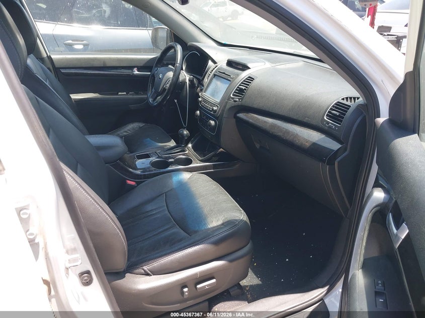 2014 Kia Sorento VIN 5XYKT4A64EG485495 IAAI salvage auction — NORMAL WEAR, Clear - Dealer Only (California), sold $25 on 2026-07-29 (photo 5)