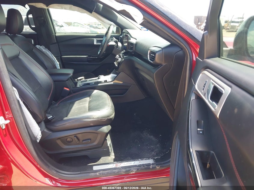 2023 Ford Explorer VIN 1FMSK7KH9PGB52824 IAAI salvage auction — LEFT SIDE, Original (Texas), sold $9,600 on 2026-07-29 (photo 5)
