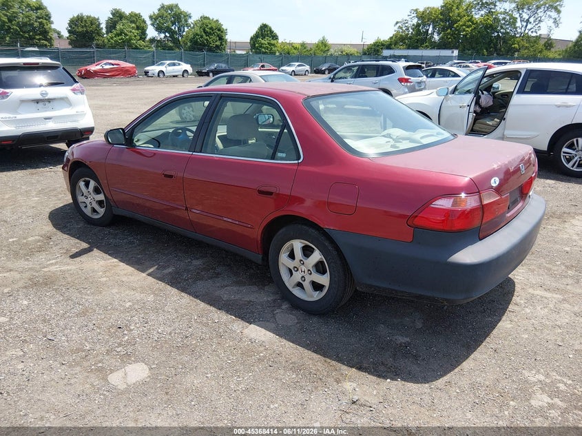 2000 Honda Accord VIN JHMCG6693YC015893 IAAI salvage auction — NORMAL WEAR, Clear (Pennsylvania), sold $425 on 2026-07-10 (photo 3)