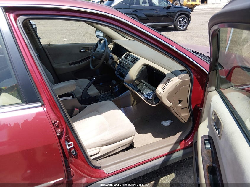 2000 Honda Accord VIN JHMCG6693YC015893 IAAI salvage auction — NORMAL WEAR, Clear (Pennsylvania), sold $425 on 2026-07-10 (photo 5)