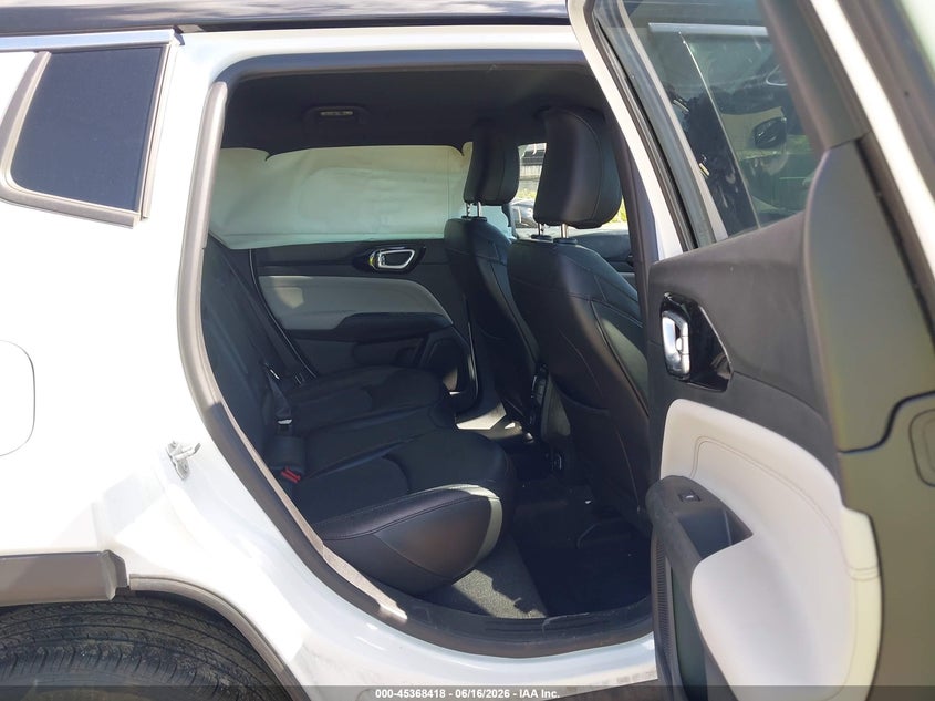2023 Jeep Compass VIN 3C4NJDCN2PT548337 IAAI salvage auction — RIGHT FRONT, Salvage Title, sold $7,000 on 2026-07-30 (photo 8)