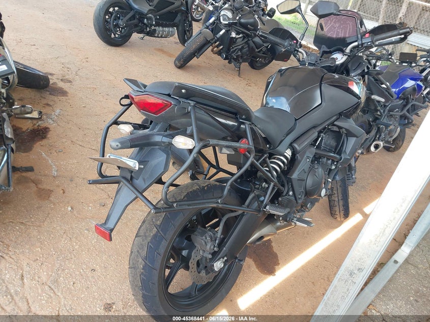 2012 Kawasaki VIN JKALEEC17CDA07232 IAAI salvage auction — LEFT SIDE, Salvage (Idaho), sold $650 on 2026-07-29 (photo 4)