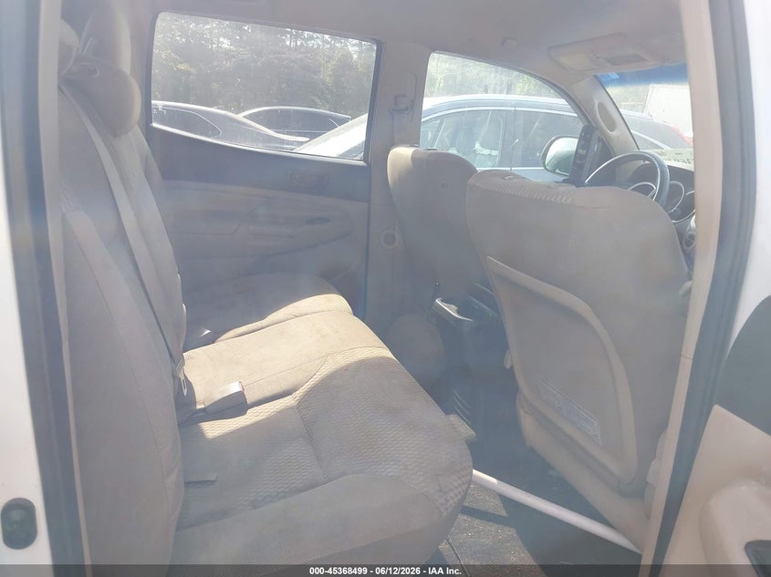 2015 Toyota Tacoma VIN 5TFLU4EN7FX132735 IAAI salvage auction — FRONT END, Salvage (Georgia), sold $7,600 on 2026-07-28 (photo 8)