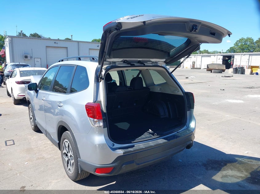 2022 Subaru Forester VIN JF2SKADC3NH425462 IAAI salvage auction — FRONT END, Mv-907A (New York), sold $925 on 2026-07-28 (photo 3)