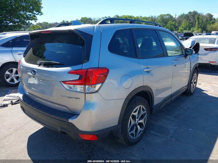 2022 Subaru Forester VIN JF2SKADC3NH425462 IAAI salvage auction — FRONT END, Mv-907A (New York), sold $925 on 2026-07-28 (photo 4)