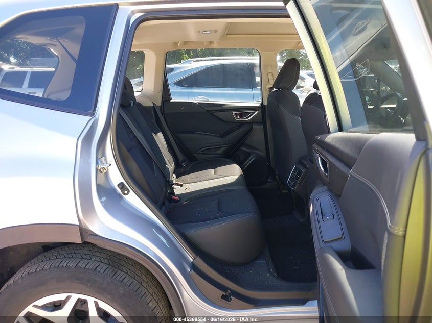 2022 Subaru Forester VIN JF2SKADC3NH425462 IAAI salvage auction — FRONT END, Mv-907A (New York), sold $925 on 2026-07-28 (photo 8)