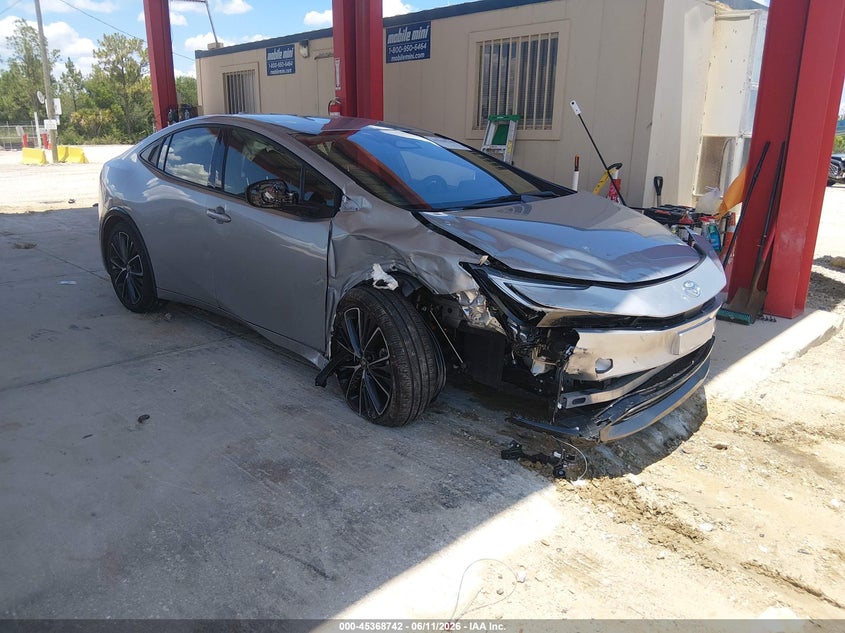 2025 Toyota Prius VIN JTDACAAU1S3062124 IAAI salvage auction — FRONT END, Rebuildable (Florida), sold $6,625 on 2026-07-28 (photo 1)