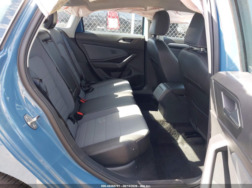 2025 Volkswagen Jetta VIN 3VW7X7BU5SM103348 IAAI salvage auction — FRONT END, Salvage Title, sold $7,300 on 2026-07-21 (photo 8)