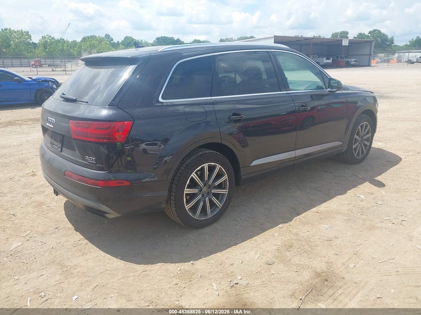 2017 Audi Q7 VIN WA1LAAF78HD004333 IAAI salvage auction — FRONT END, Clear (Tennessee), sold $4,350 on 2026-07-29 (photo 4)