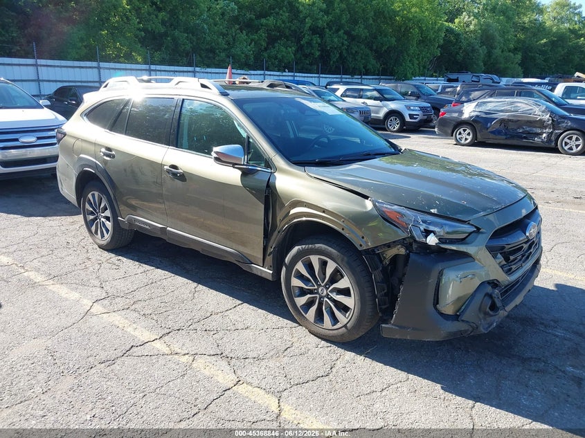 2025 Subaru Outback VIN 4S4BTGPD3S3138131 IAAI salvage auction — FRONT & REAR, Salvage Title, sold $12,300 on 2026-07-22 (photo 1)