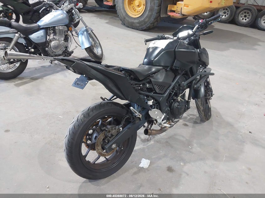 2021 Yamaha Mt-03 VIN MH3RH20YXMK005218 IAAI salvage auction — THEFT, Rebuildable (Florida), sold $1,050 on 2026-07-28 (photo 4)