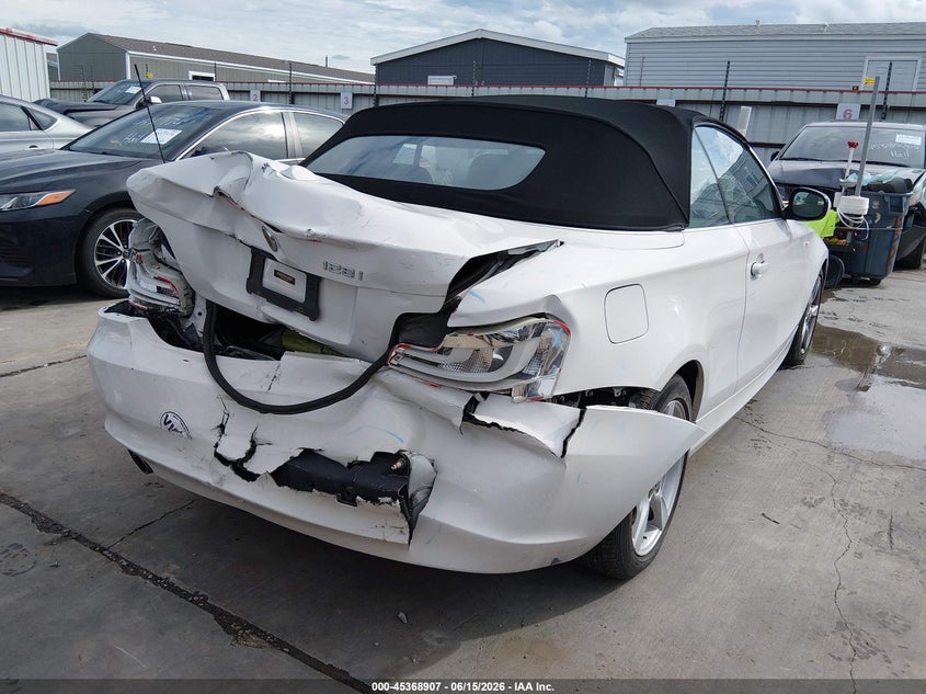 2012 BMW 1er VIN WBAUL7C52CVM83147 IAAI salvage auction — REAR END, Salvage (Texas), sold $900 on 2026-07-07 (photo 4)