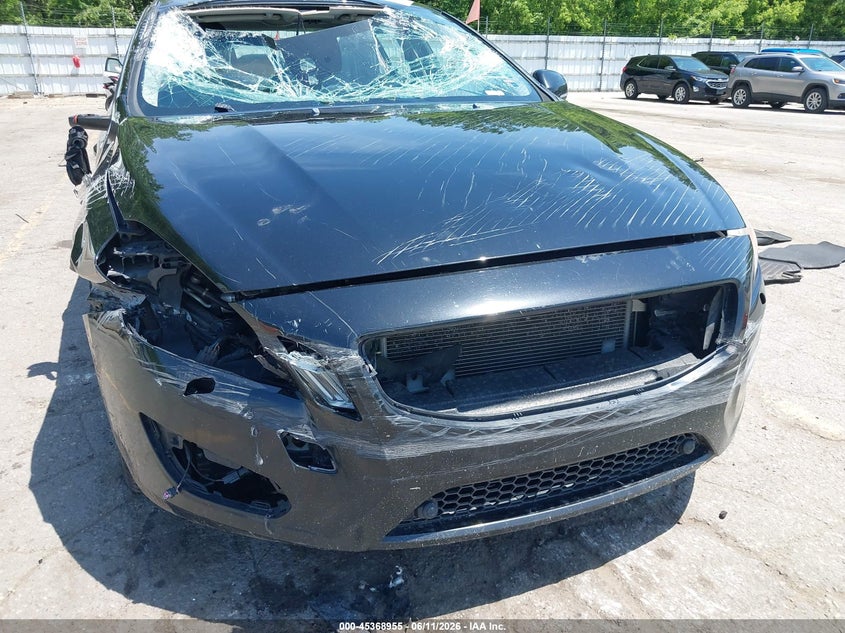 2013 Volvo S60 VIN YV1612FS7D2210630 IAAI salvage auction — FRONT END, Clear (Michigan), sold $400 on 2026-07-13 (photo 6)
