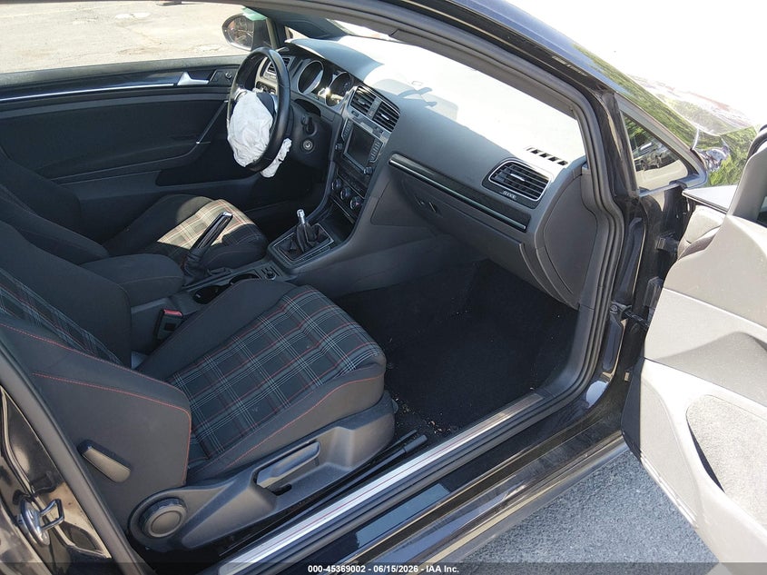 2016 Volkswagen Golf gti VIN 3VWYT7AU0GM027398 IAAI salvage auction — RIGHT FRONT, Salvage (Connecticut), sold $2,200 on 2026-07-09 (photo 5)