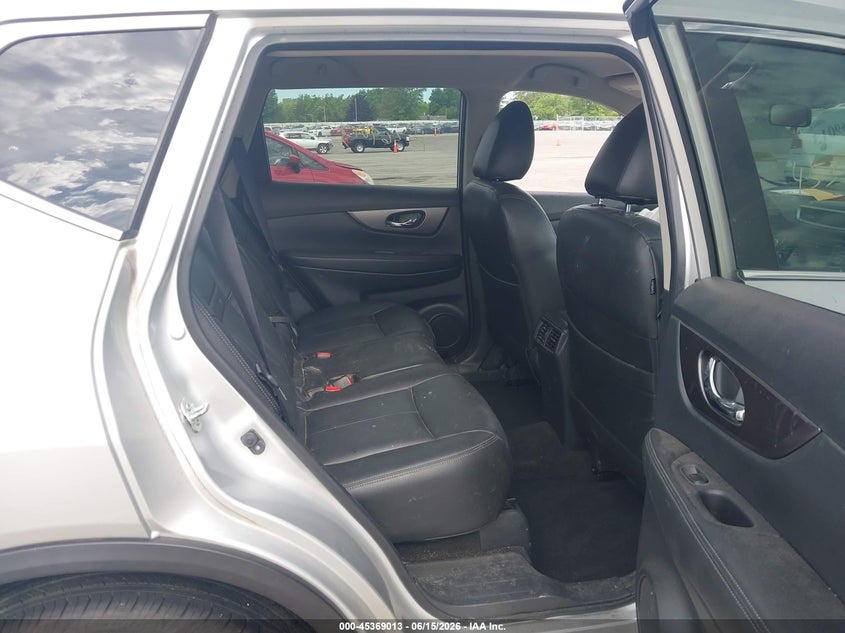 2016 Nissan Rogue VIN KNMAT2MV6GP662664 IAAI salvage auction — FRONT END, Clear (Indiana), sold $1,350 on 2026-07-31 (photo 8)