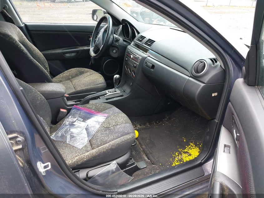 2007 Mazda 3 VIN JM1BK143X71666865 IAAI salvage auction — NORMAL WEAR, Clear (Washington), sold $275 on 2026-07-08 (photo 5)