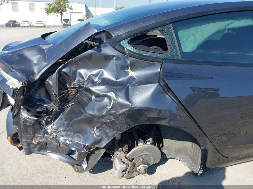 2025 Tesla Model 3 VIN 5YJ3E1EB5SF928311 IAAI salvage auction — RIGHT REAR, Salvage Title, sold $3,700 on 2026-07-29 (photo 6)