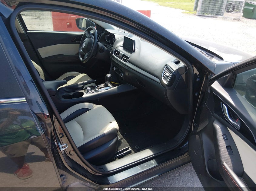 2015 Mazda 3 VIN JM1BM1W38F1234569 IAAI salvage auction — FRONT & REAR, Salvage (Kansas), sold $975 on 2026-07-09 (photo 5)