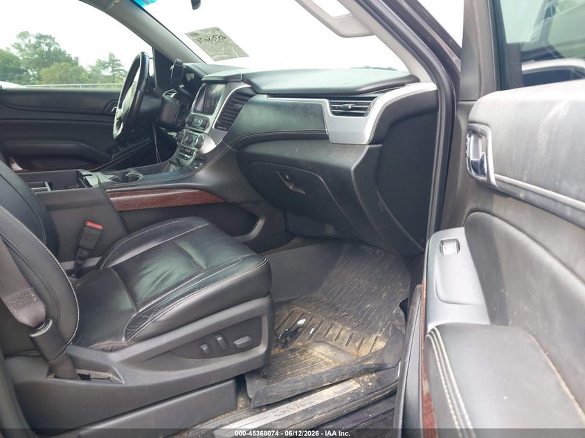 2017 Gmc Yukon xl VIN 1GKS1GKC0HR256110 IAAI salvage auction — RIGHT FRONT, Clear (Tennessee), sold $5,300 on 2026-07-07 (photo 5)
