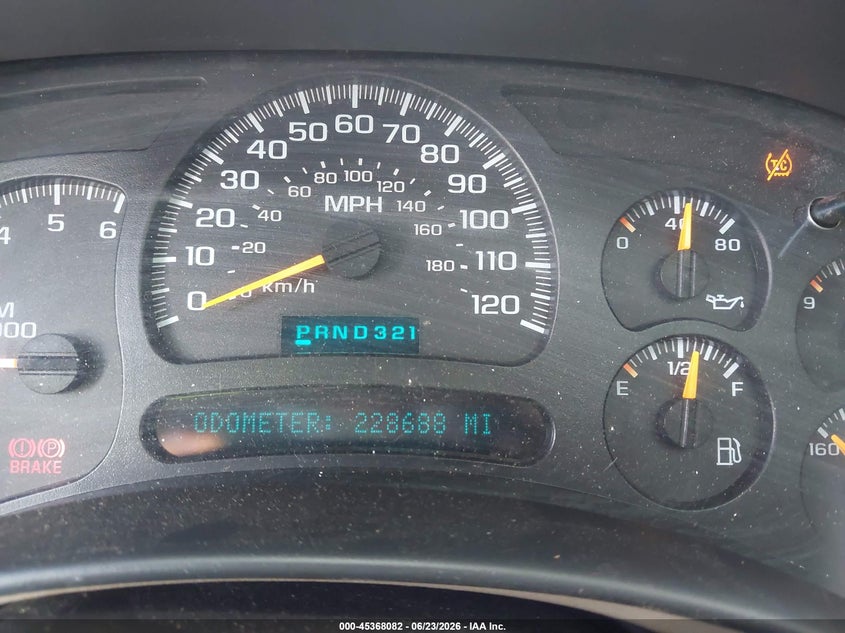 2004 Chevrolet Suburban 1500 VIN 3GNEC16Z84G227745 IAAI salvage auction — FRONT END, Original (Texas), sold $1,450 on 2026-07-08 (photo 7)
