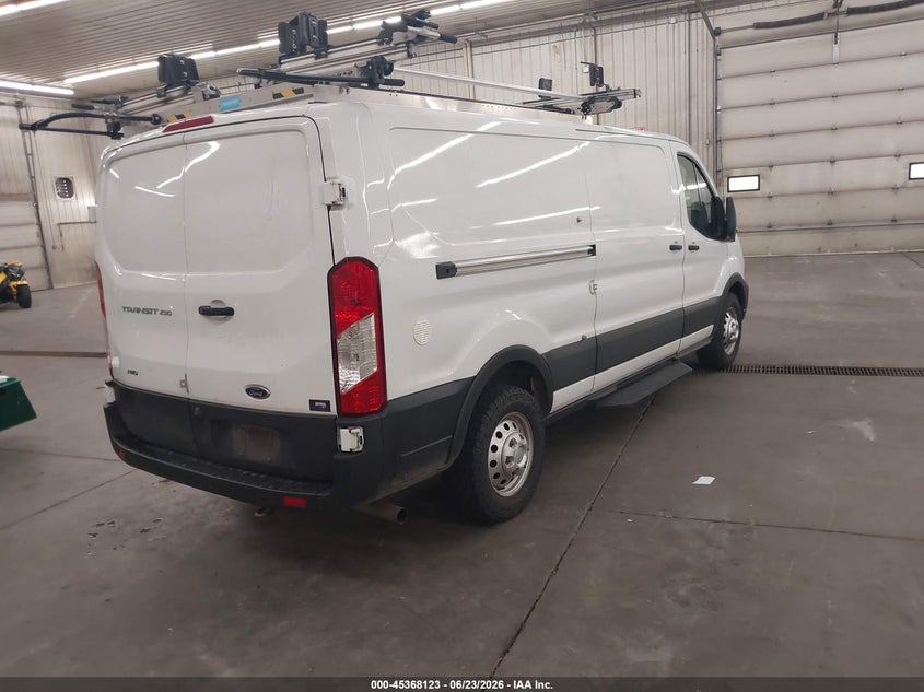 2022 Ford Transit-250 VIN 1FTBR2Y82NKA62189 IAAI salvage auction — FRONT END, Clear (Wisconsin), sold $11,300 on 2026-07-28 (photo 4)