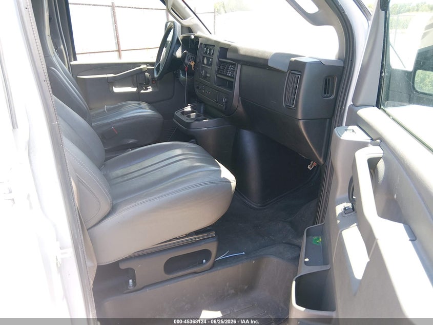 2019 Chevrolet Express 2500 VIN 1GCWGAFG6K1272436 IAAI salvage auction — FRONT END, Clear (California), sold $275 on 2026-07-09 (photo 5)