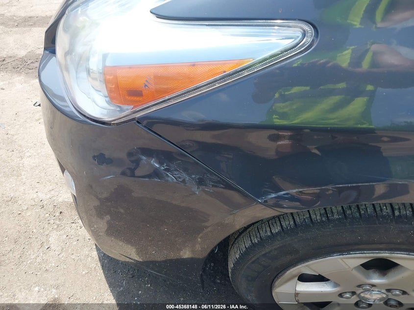2011 Toyota Prius VIN JTDKN3DU7B0273240 IAAI salvage auction — RIGHT SIDE, Clear (Maryland), sold $500 on 2026-07-07 (photo 6)