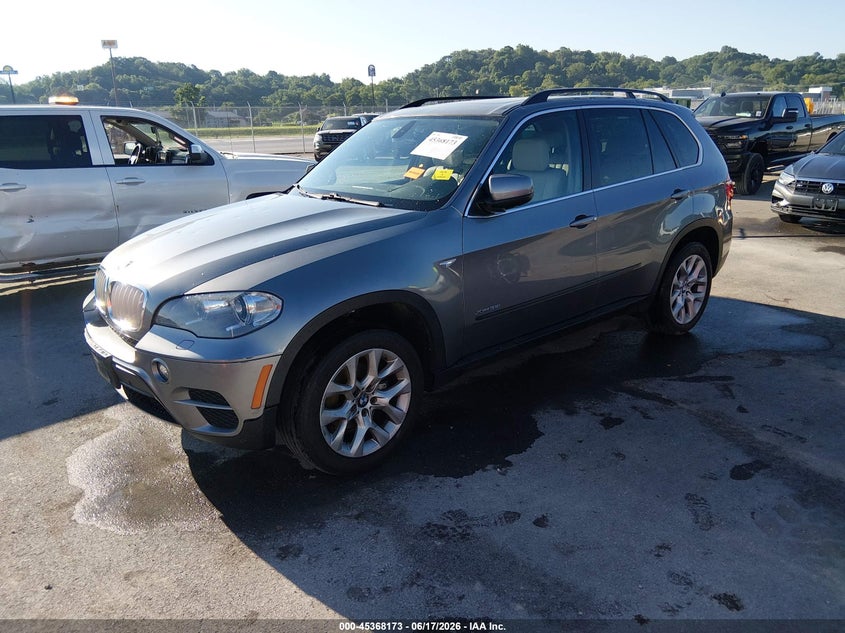 2013 BMW X5 VIN 5UXZV4C51D0B13647 IAAI salvage auction — HAIL, Salvage (Missouri), sold $1,450 on 2026-07-21 (photo 2)