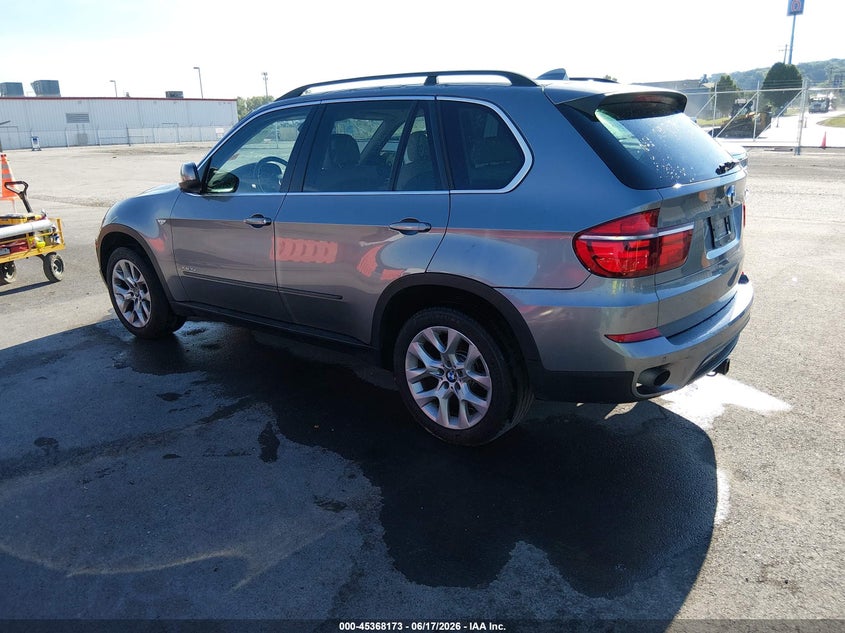 2013 BMW X5 VIN 5UXZV4C51D0B13647 IAAI salvage auction — HAIL, Salvage (Missouri), sold $1,450 on 2026-07-21 (photo 3)
