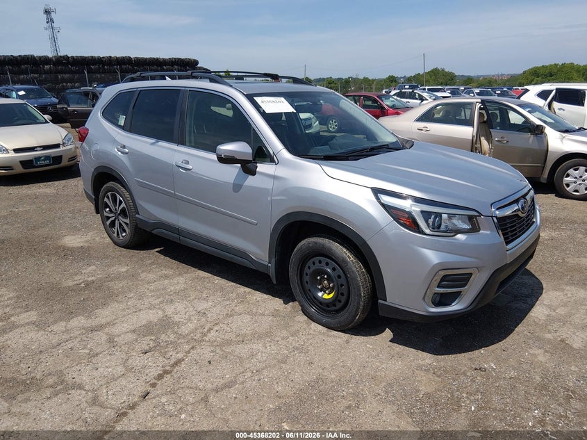 2019 Subaru Forester VIN JF2SKAUC1KH466359 IAAI salvage auction — NORMAL WEAR, Clear (Florida), sold $3,025 on 2026-07-10 (photo 1)