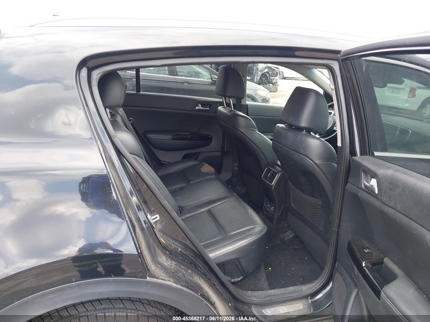 2017 Kia Sportage VIN KNDPRCA67H7090212 IAAI salvage auction — NORMAL WEAR, Clear (New Jersey), sold $2,650 on 2026-07-17 (photo 8)