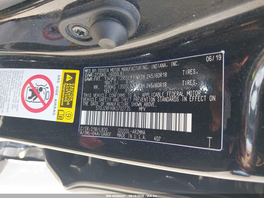 2019 Toyota Highlander VIN 5TDJZRFH0KS702735 IAAI salvage auction — SIDE, Salvage Title, sold $7,600 on 2026-08-22 (photo 9)