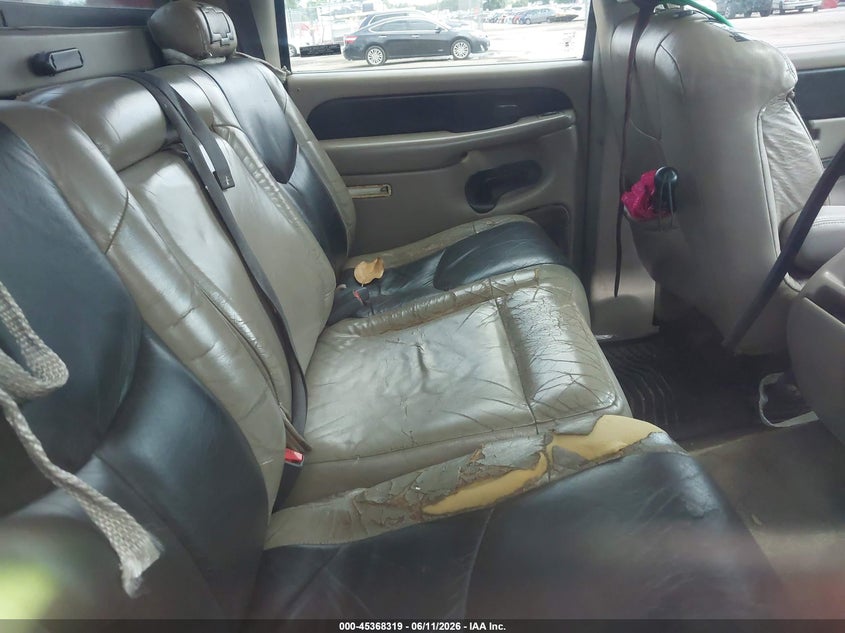 2002 Chevrolet Avalanche VIN 3GNEK13T42G243828 IAAI salvage auction — LEFT FRONT, Clear (Florida), sold $1,500 on 2026-07-19 (photo 8)