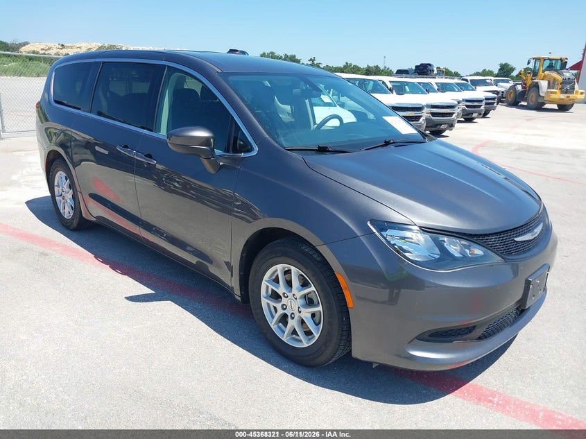 2022 Chrysler Voyager VIN 2C4RC1CG4NR127800 — IAAI salvage auction photo